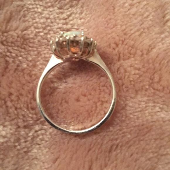 Opal ring - Picture 3 of 5